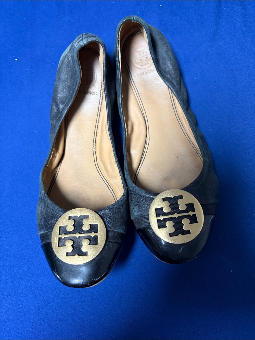 Tory Burch Black Leather Gold Logo Round-Toe Ballet Flats